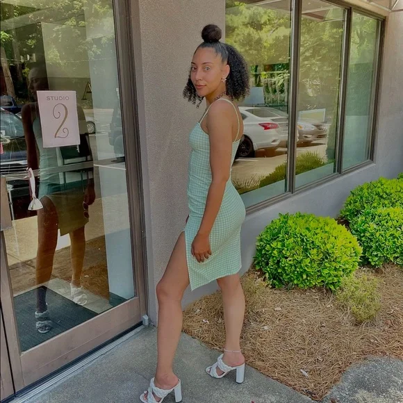 H&M | Dresses | Cute Summer Green Dress | Poshmark